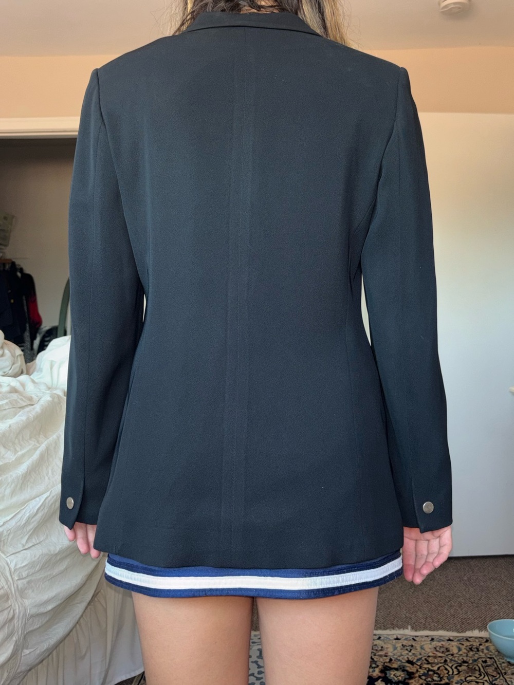 Blazer - Picture 4 of 6